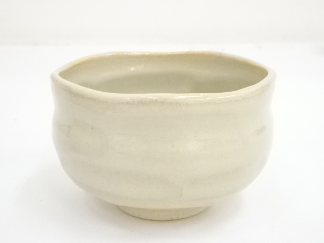 JAPANESE TEA CEREMONY / TEA BOWL CHAWAN AKAHADA WARE BY SHOZAN OSHIO 